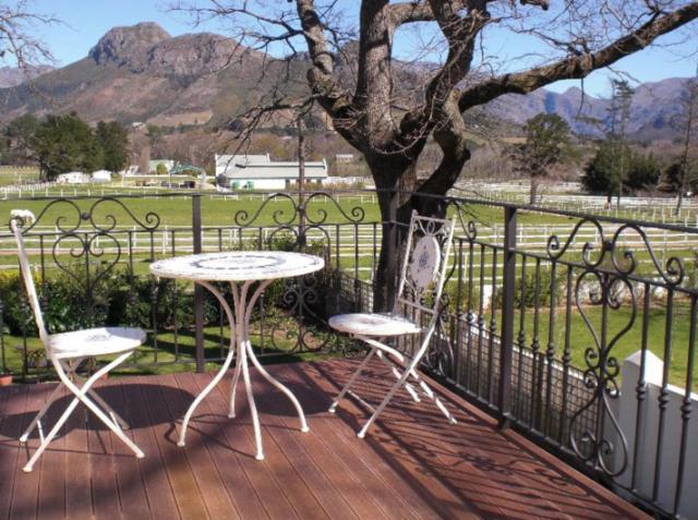Auberge La Dauphine Guest House Franschhoek Esterno foto